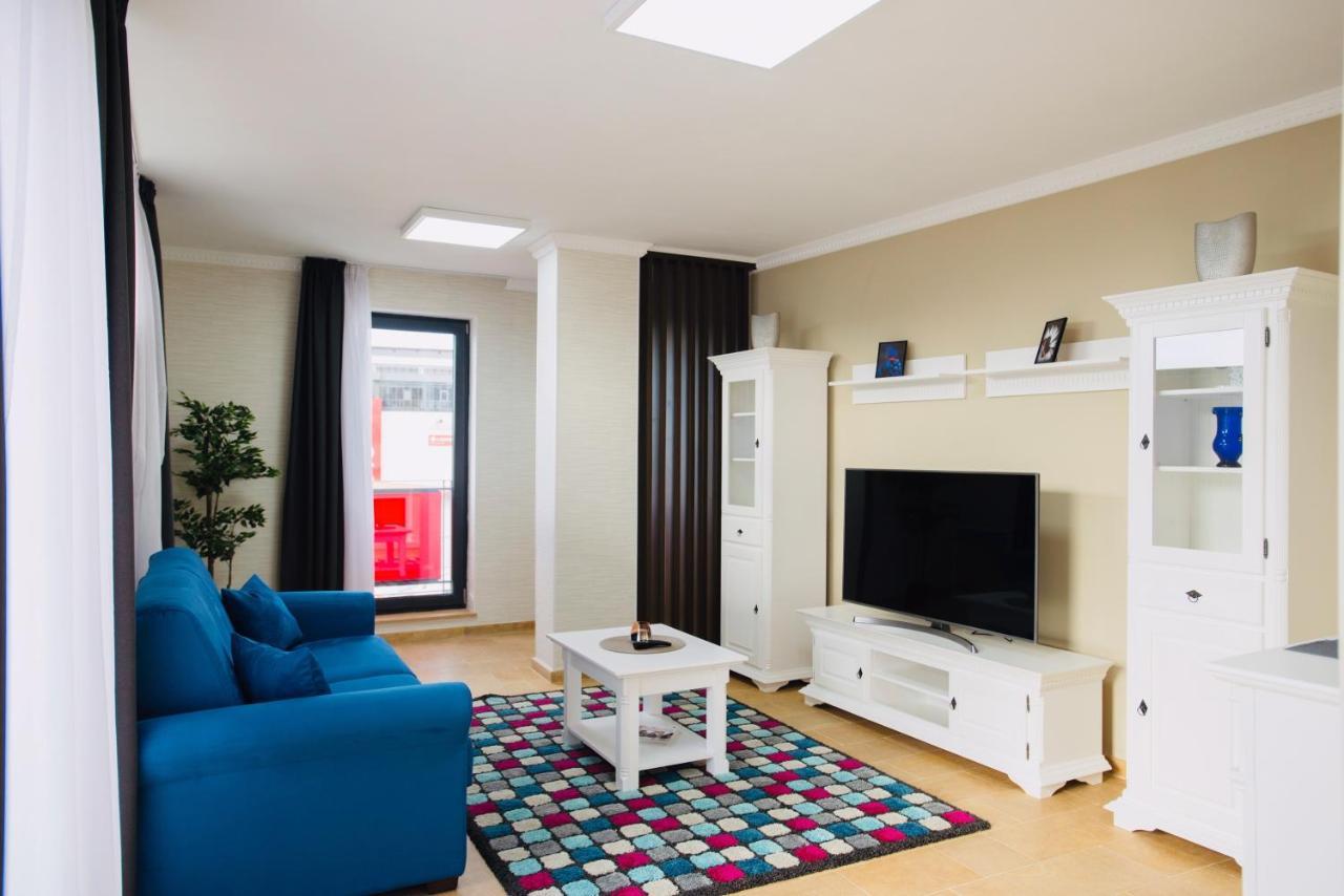 Lira Holiday Apartments Satu Mare Exteriör bild